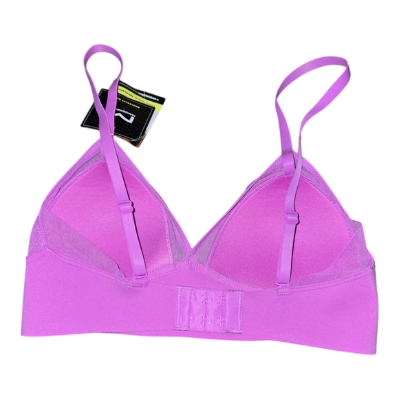 Womens Maidenform, Size Small, Basically Sexy Triangle Bralette, NWT!!! - Picture 2 of 3